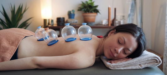Coppettazione: un'antica tecnica per il benessere moderno